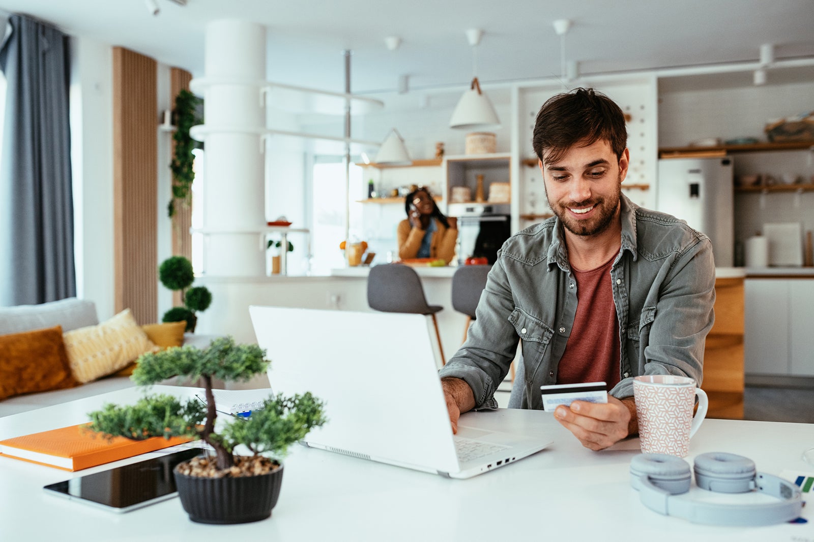 Man using a laptop