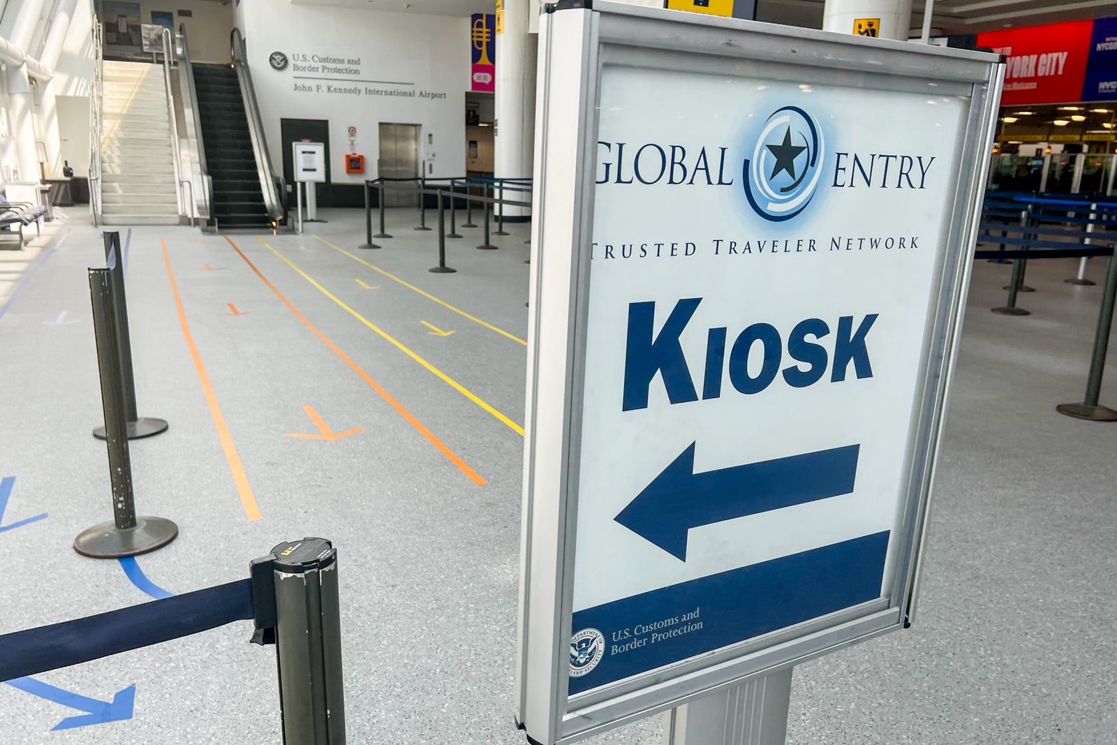 global entry kiosk sign