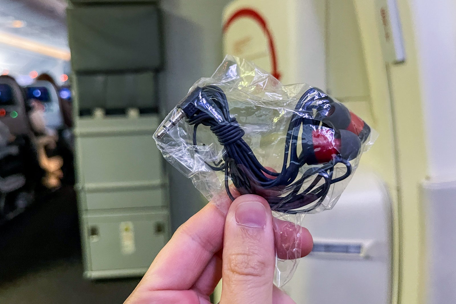 American Airlines earbuds
