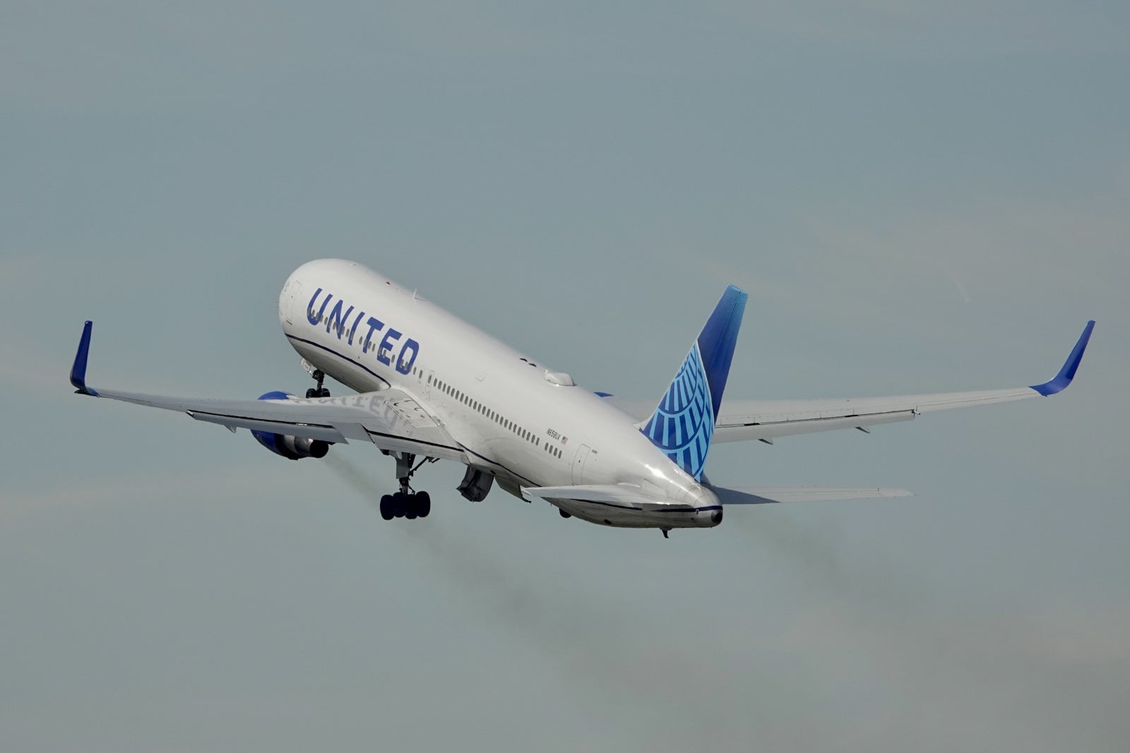 United Airlines Boeing 767-300ER Zurich