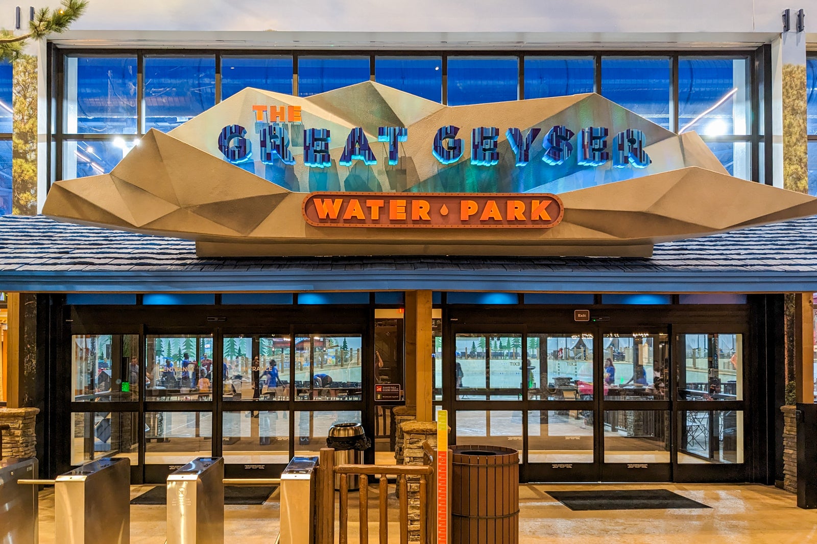 Water park entrance at Great Wolf Lodge Maryland.