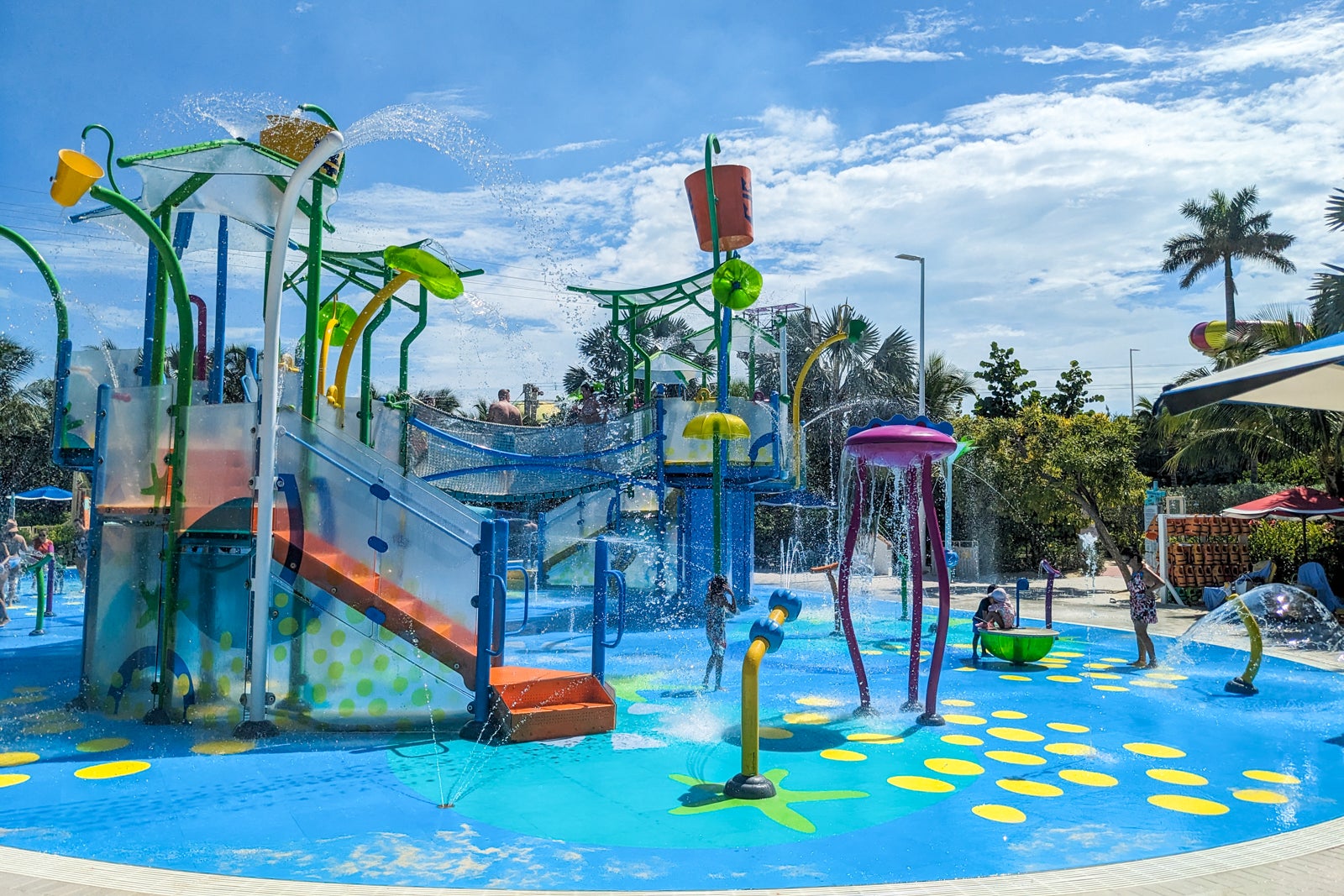 Water play sprayers and climbing structure on Bahamian island