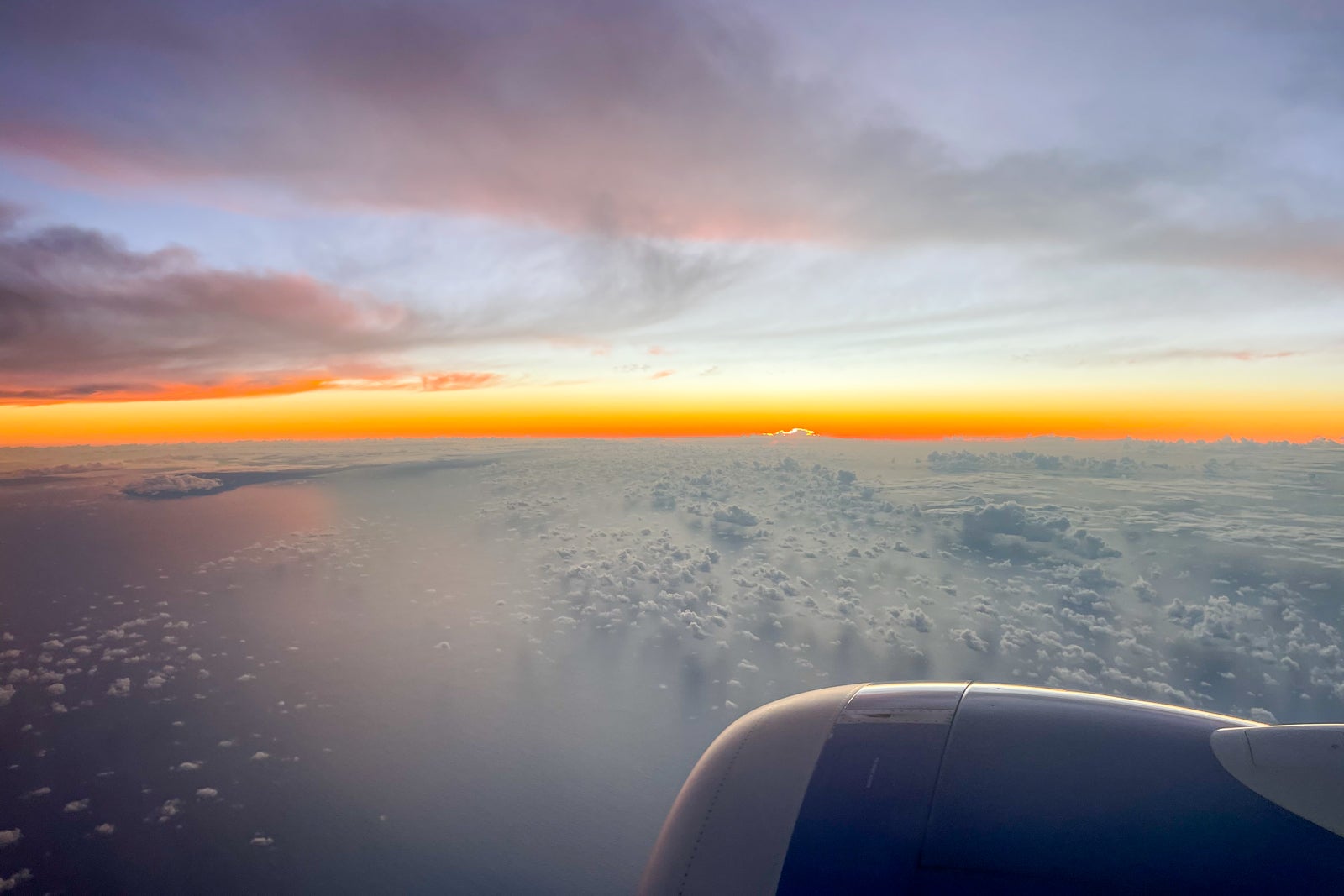 Sunset out the window of a United Airlines Boeing 737 MAX 9