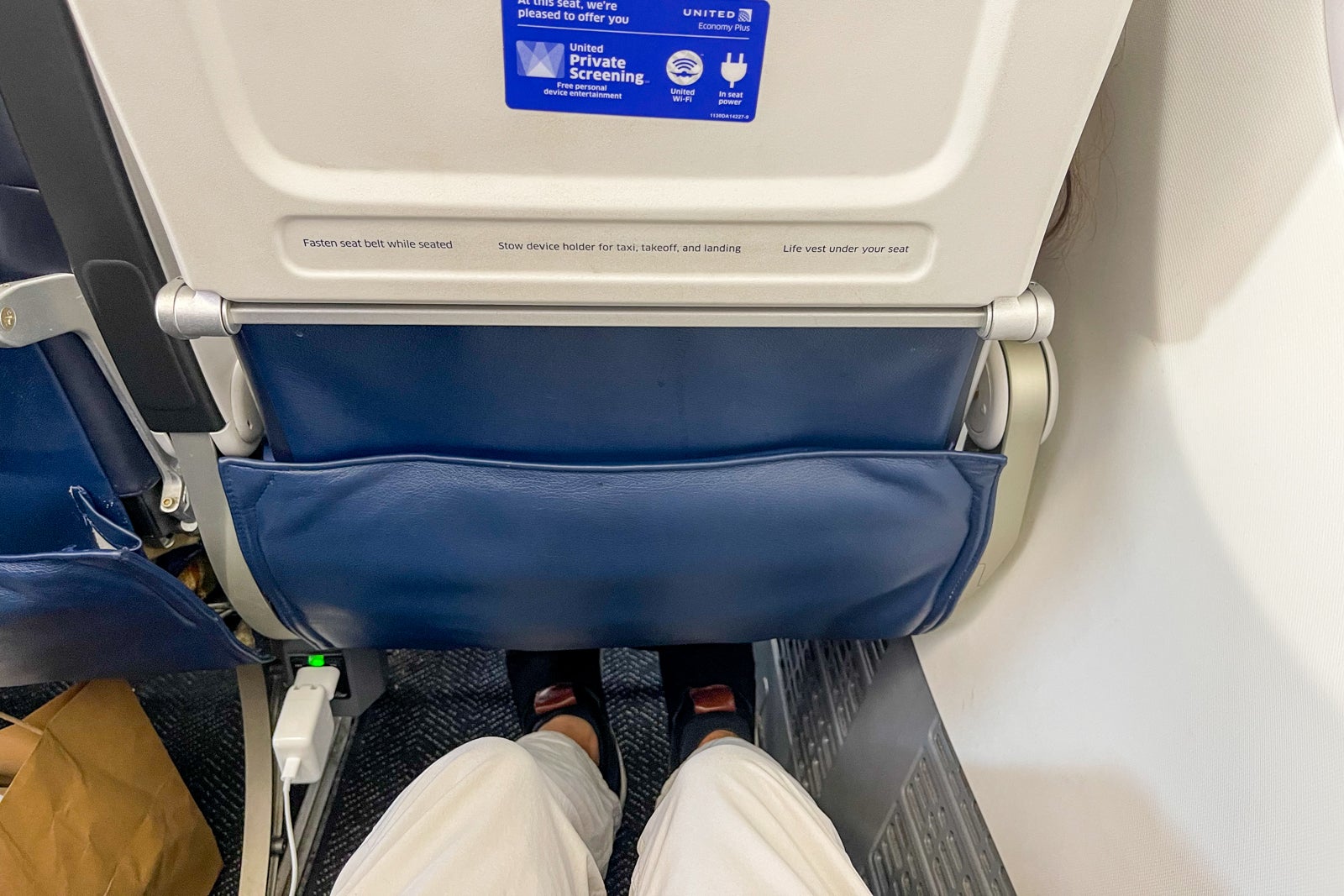 12F United Boeing 737 MAX 9 legroom