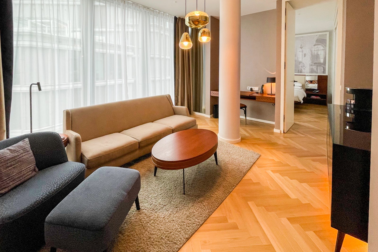Andaz Deluxe Suite living room at Andaz Vienna