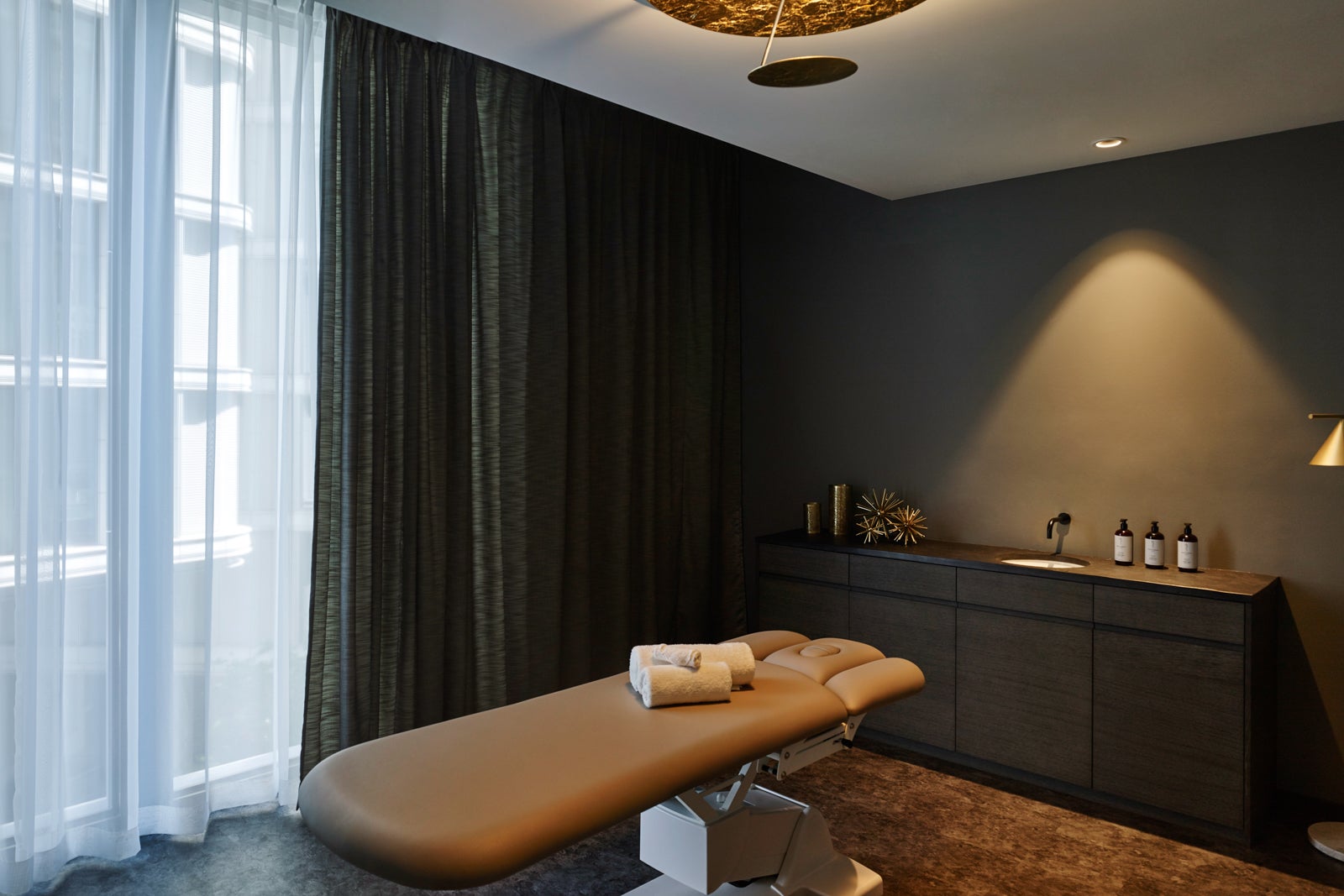 Andaz Vienna massage room