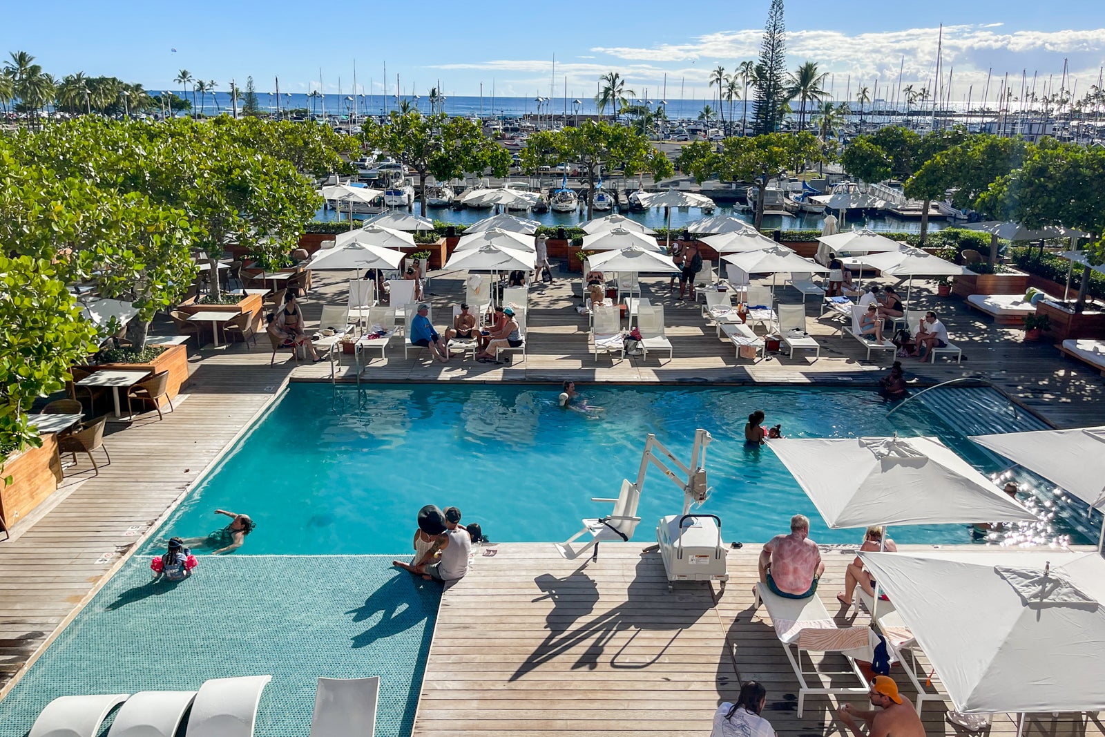 The Modern Honolulu pool