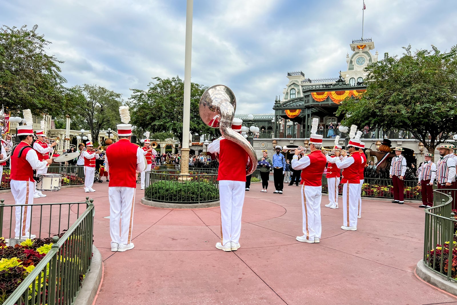 Band plays at Walt Disney World