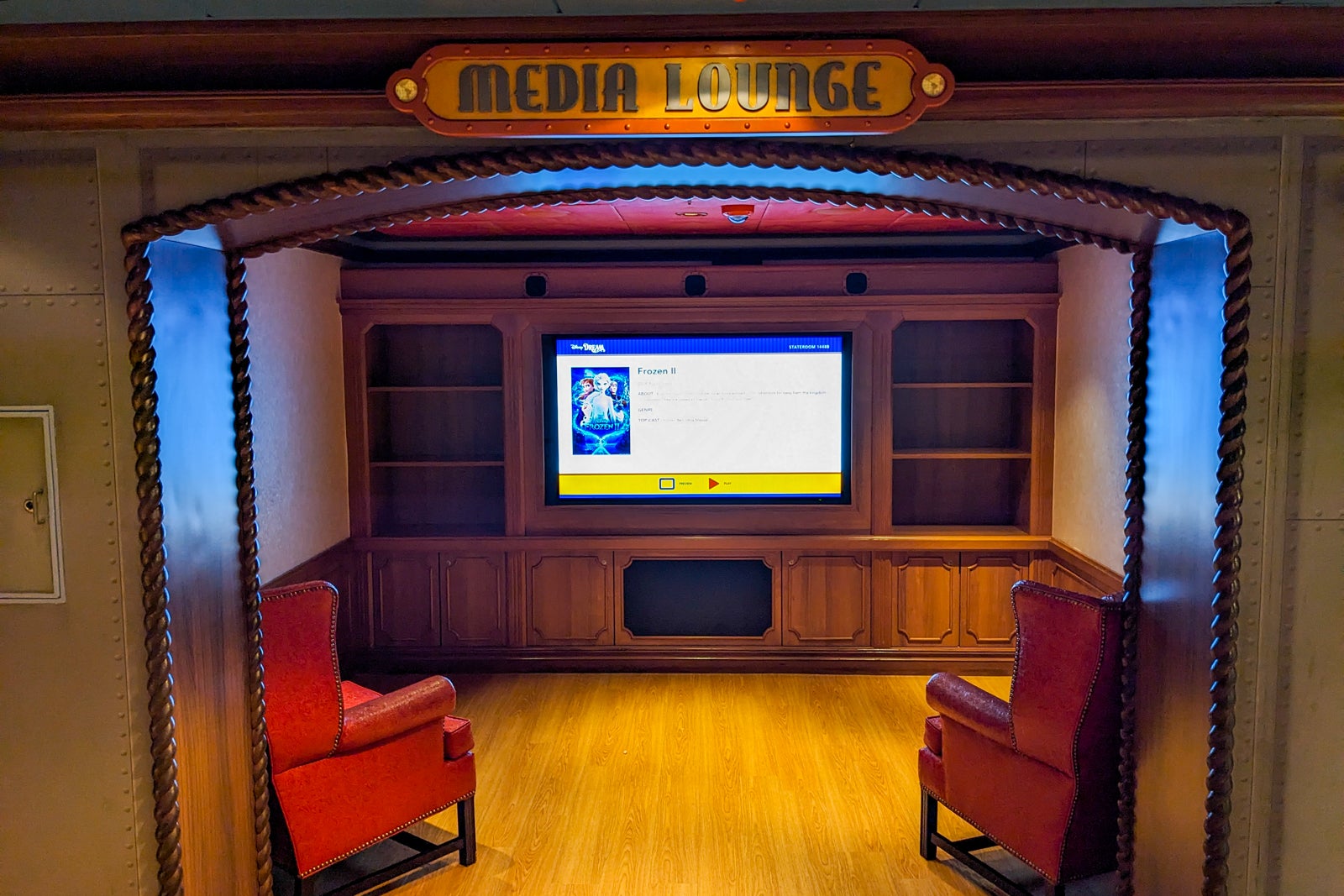 Oceaneer Lab media room. 