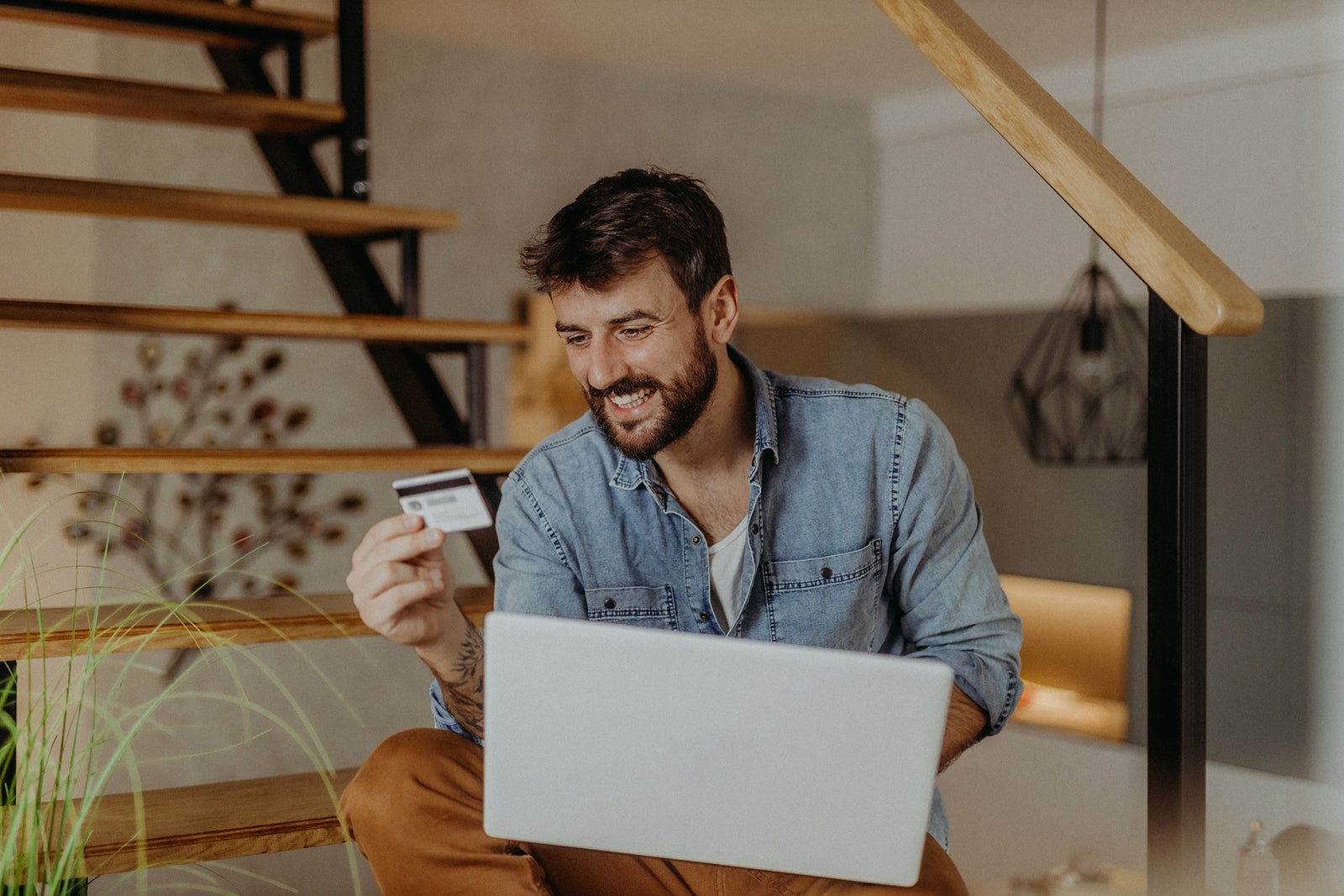 Man using laptop