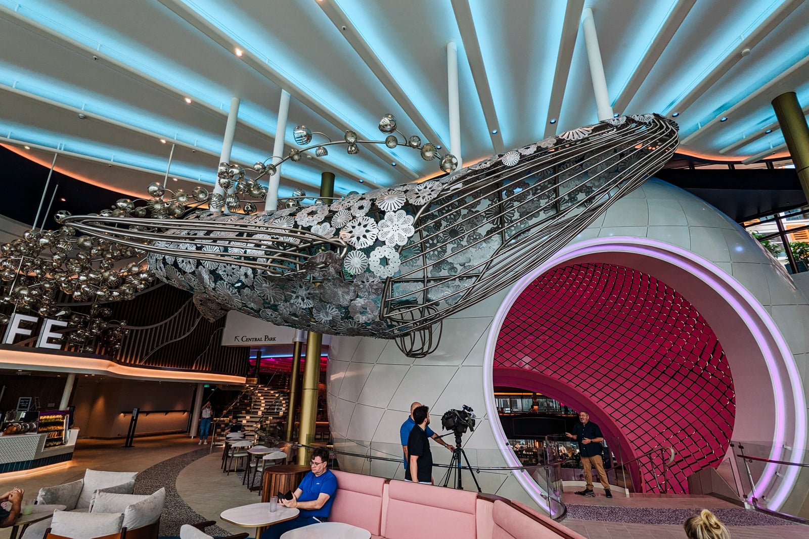 Whale sculpture in Icon of the Seas' Pearl Cafe