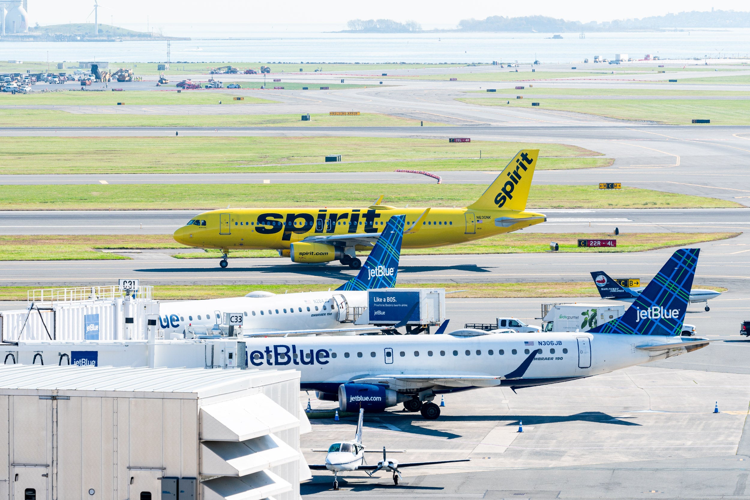 Spirit Airlines slams ‘anti-competitive’ United-JetBlue pact, calls for a DOT review