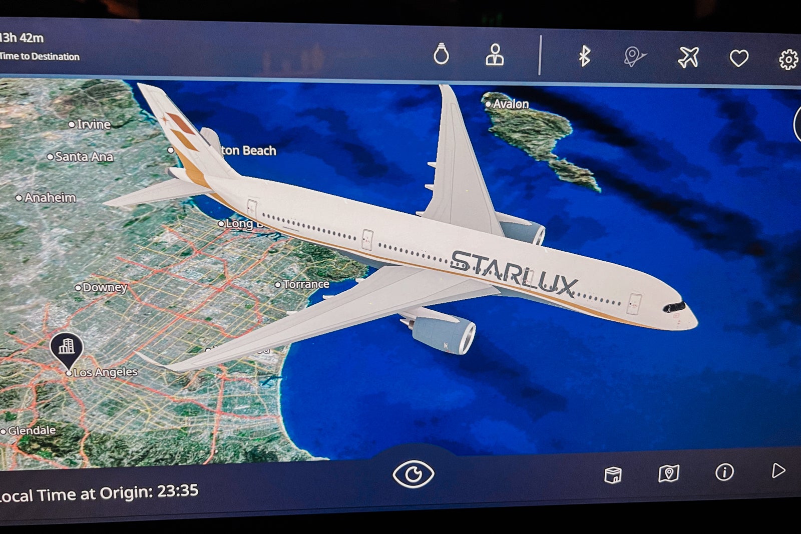 FlightPath3D moving map on Starlux. 
