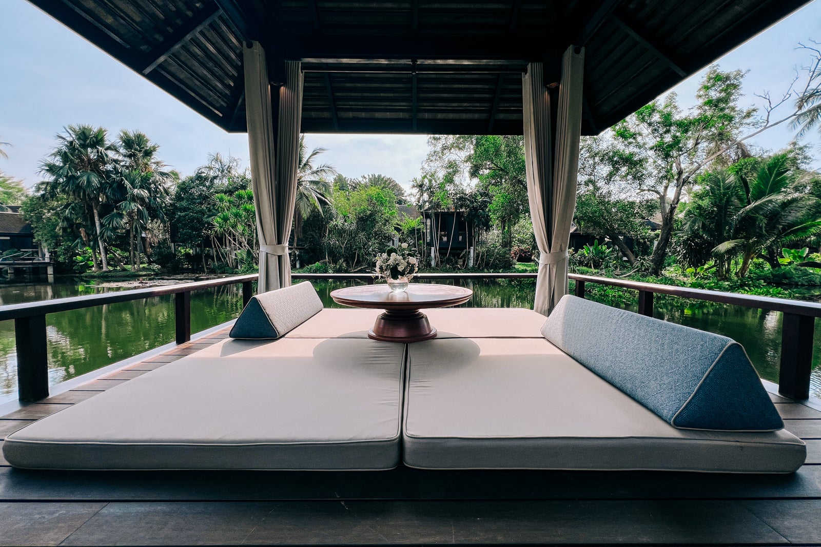 daybed in thailand