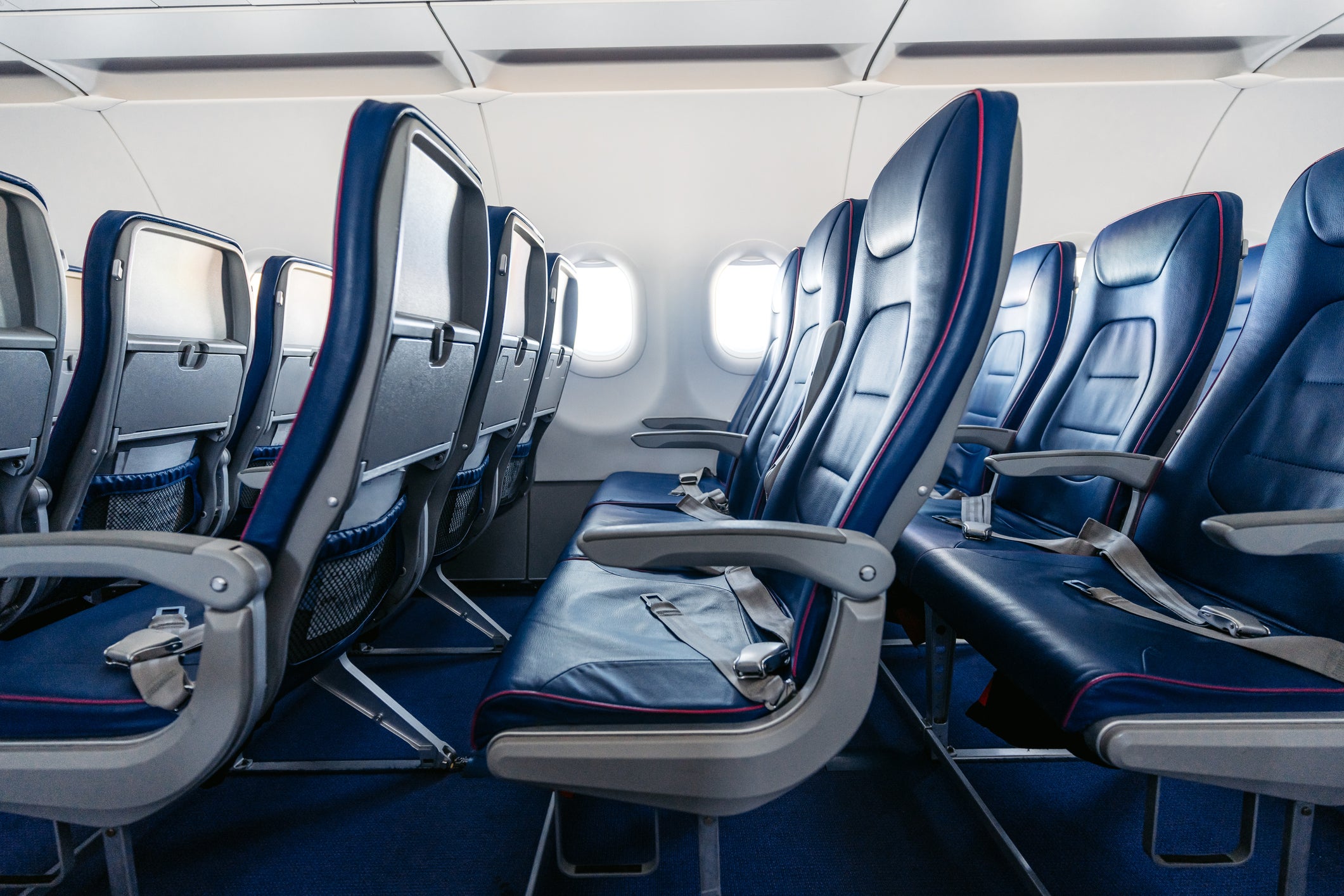 Empty-airplane-seats