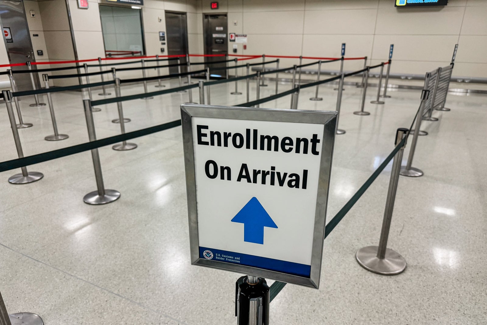 enrollment on arrival sign