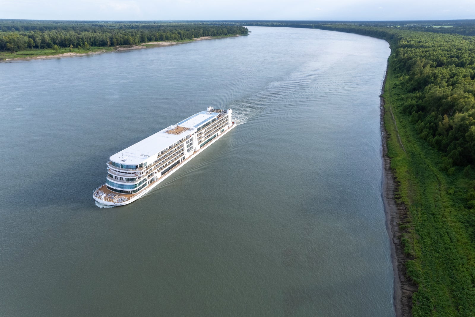 cruise ship river