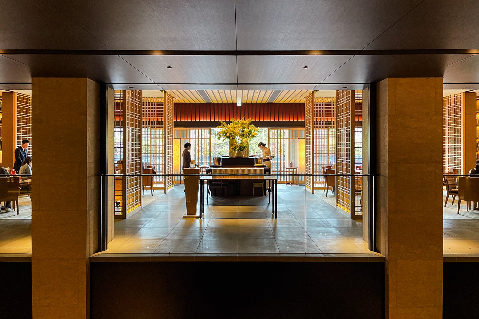 Ritz-Carlton, Kyoto Lobby Lounge entrance