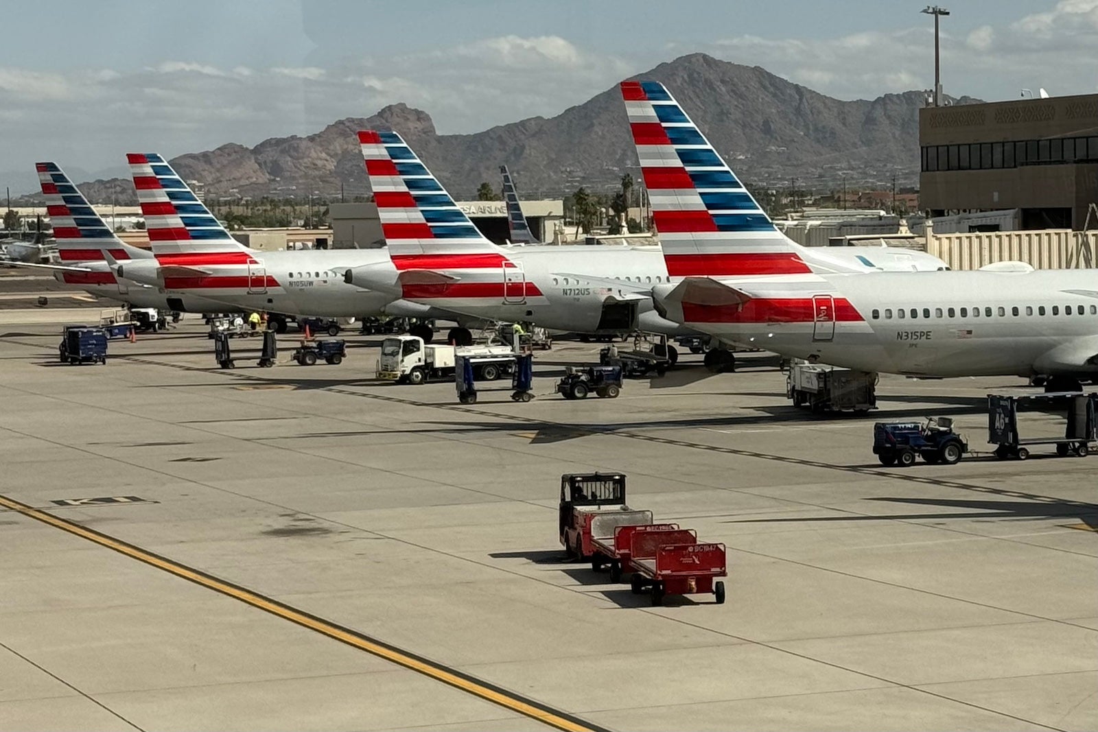 American Airlines planes at Phoenix