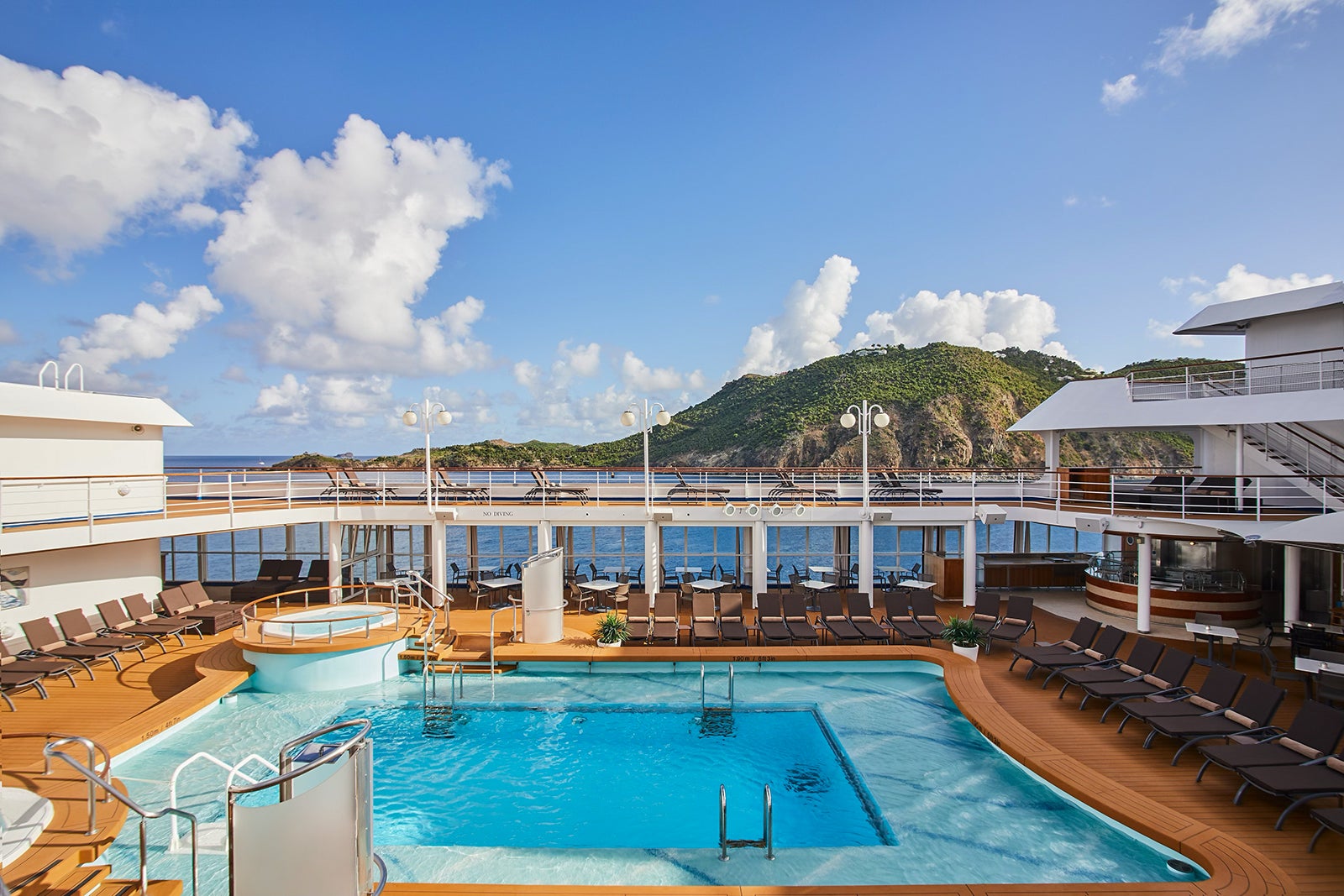 Pool deck on Silver Whisper