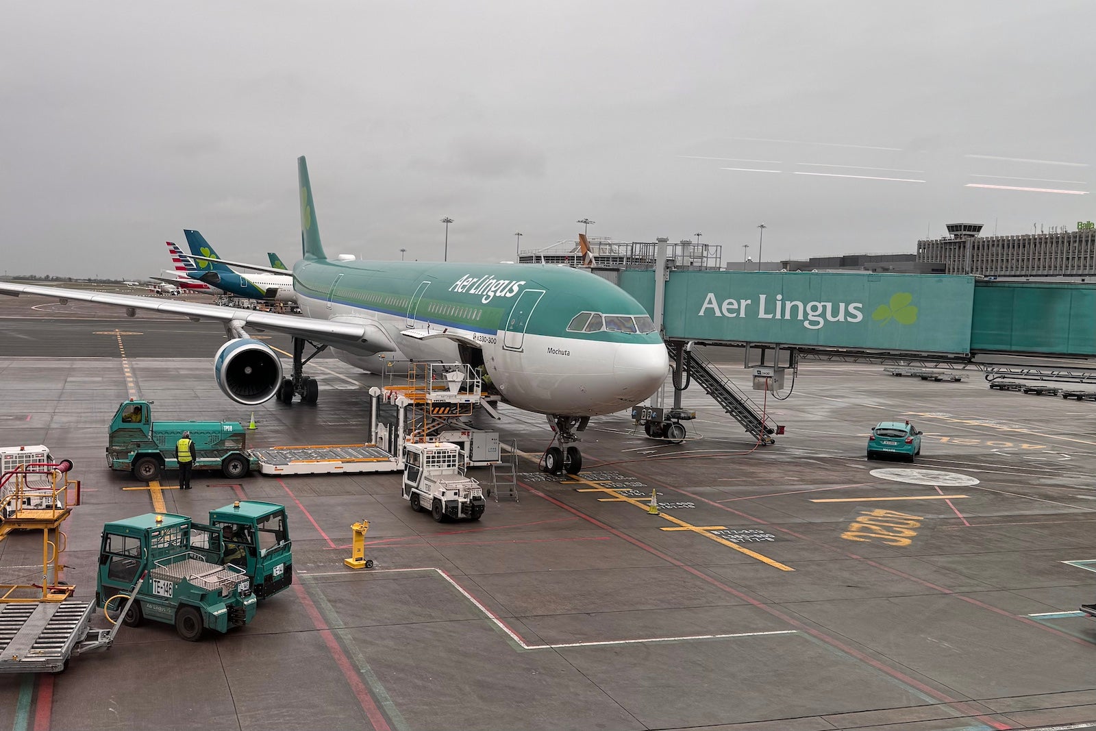 A parked Aer Lingus plane