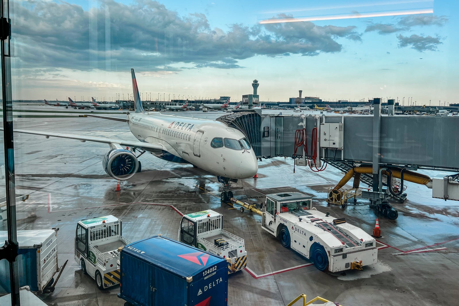 tarmac at O'Hare