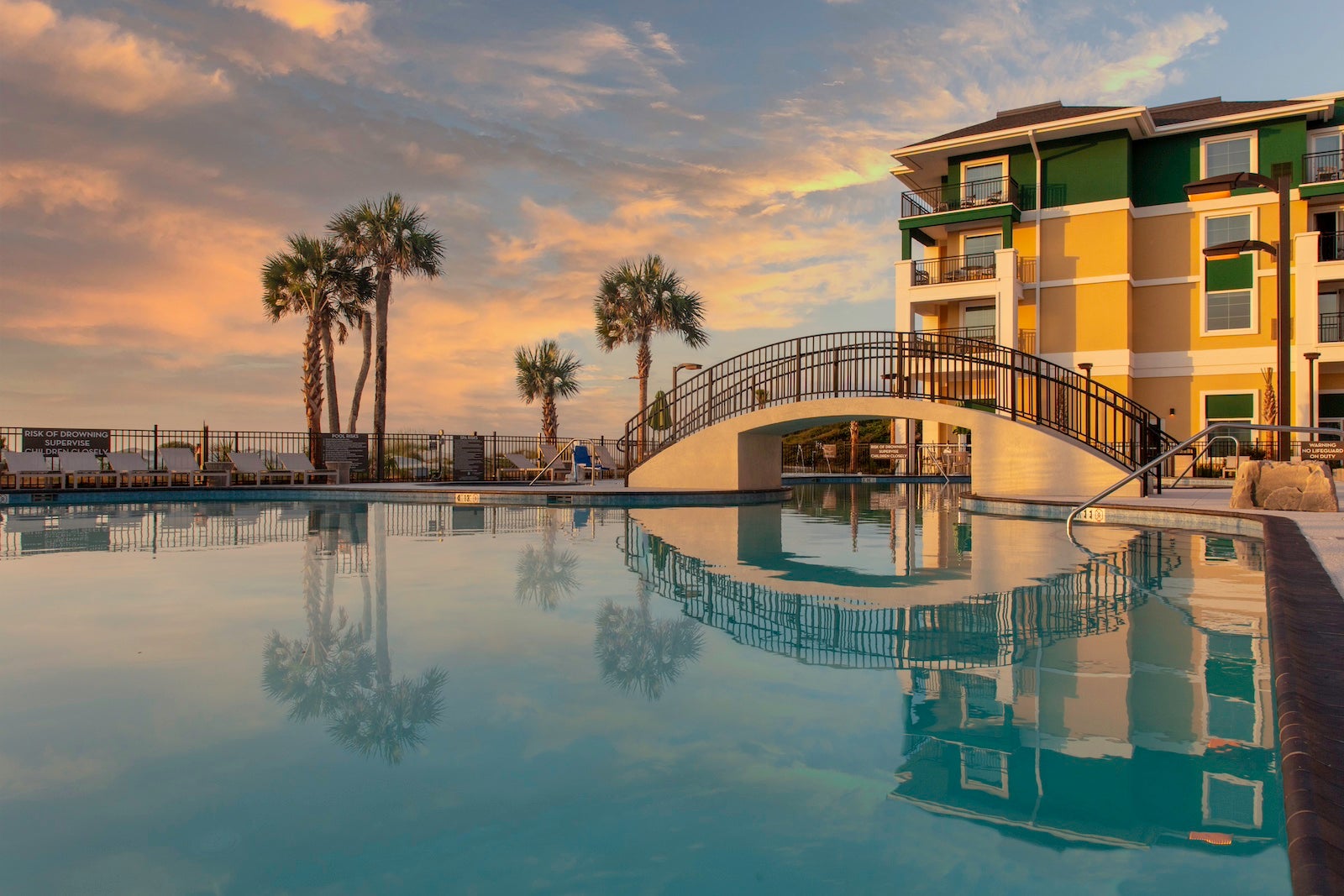 The pool area of Residence Inn Jekyll Island