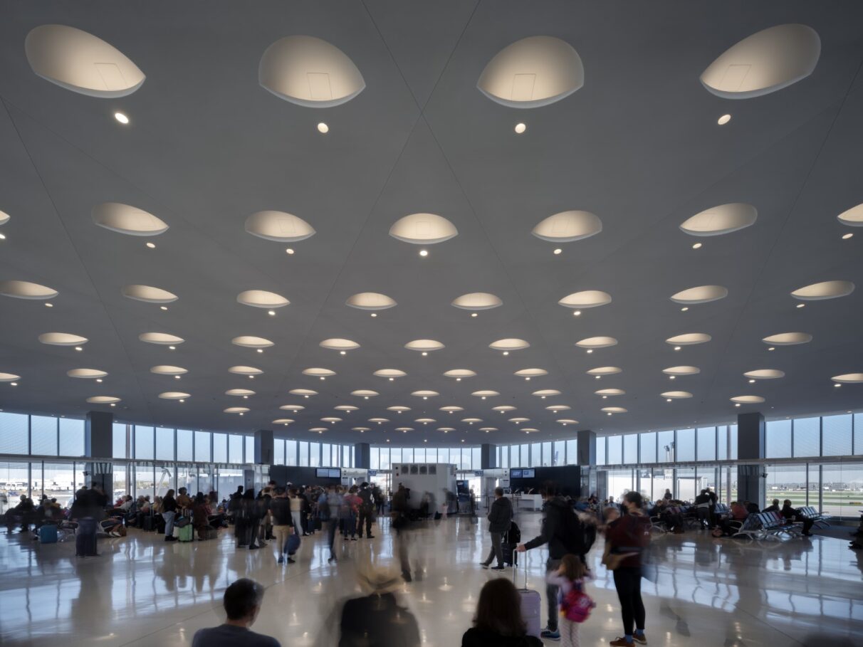 The interior of a terminal at Chicago's O'Hare International Airport