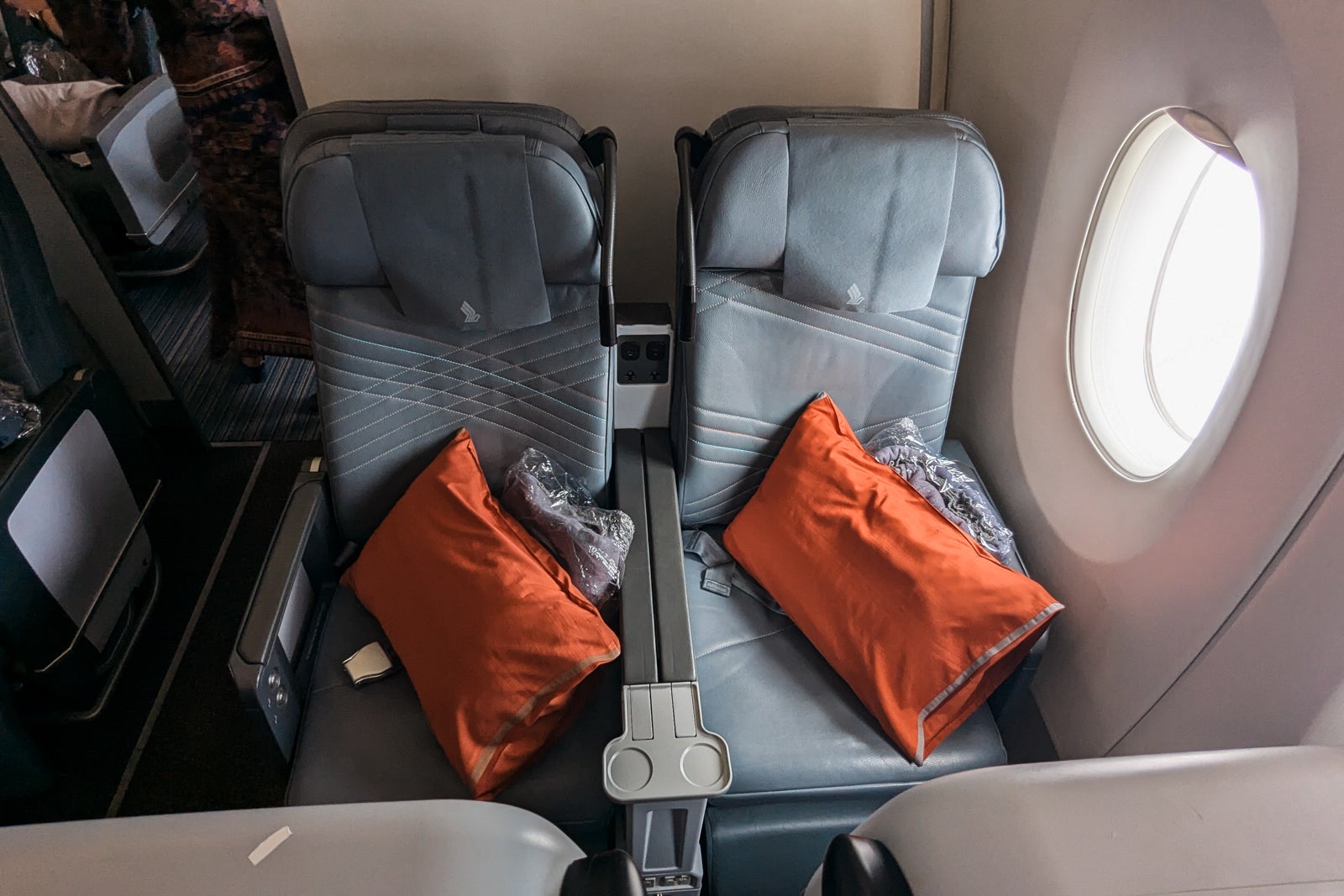 seats from above singapore airlines