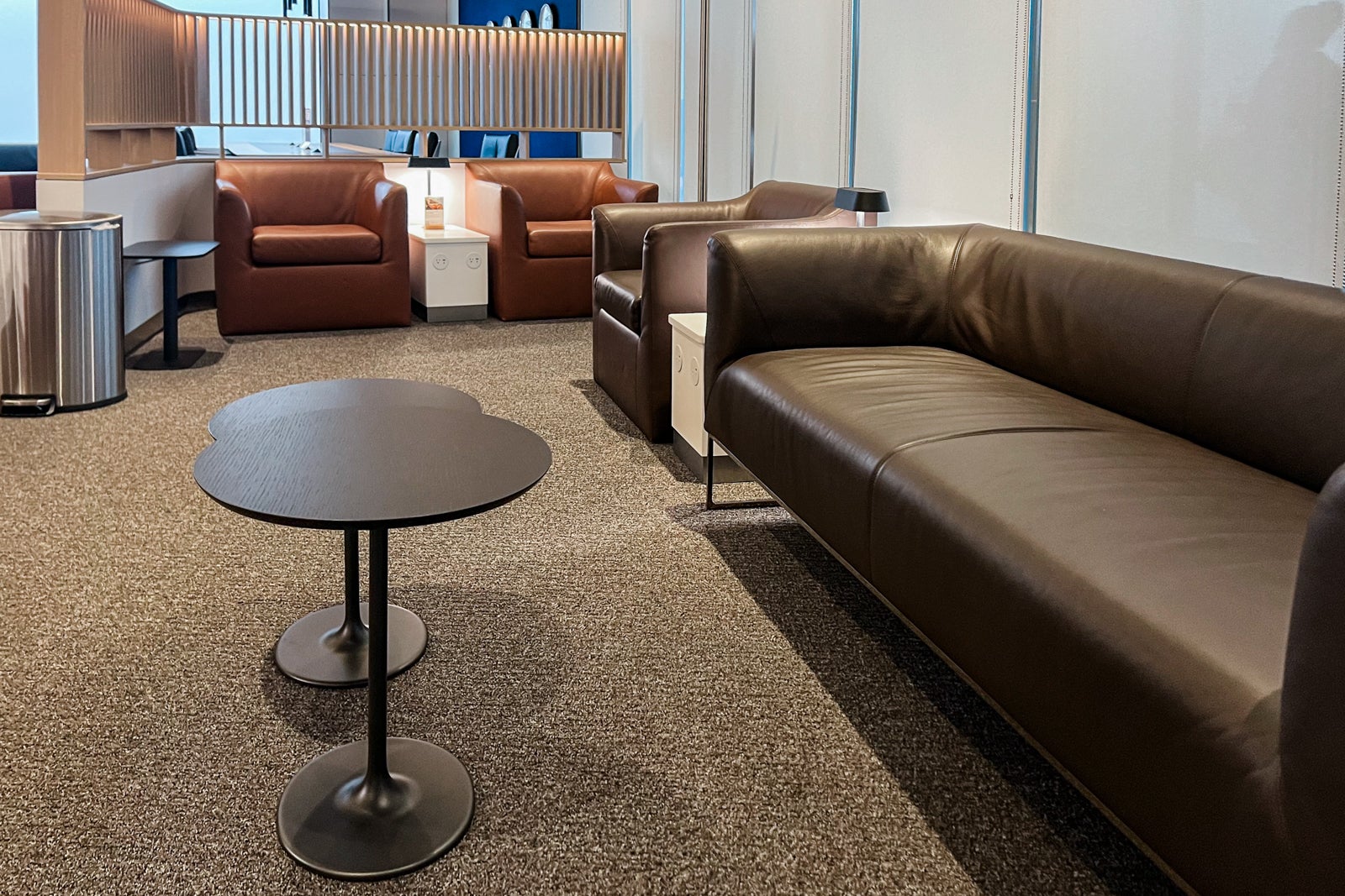 Sitting area at the Lufthansa lounge at Newark Liberty International Airport