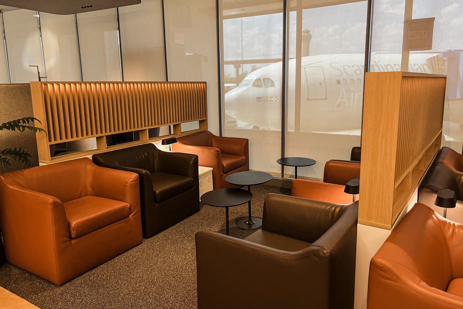 Sitting area at the Lufthansa lounge at Newark Liberty International Airport