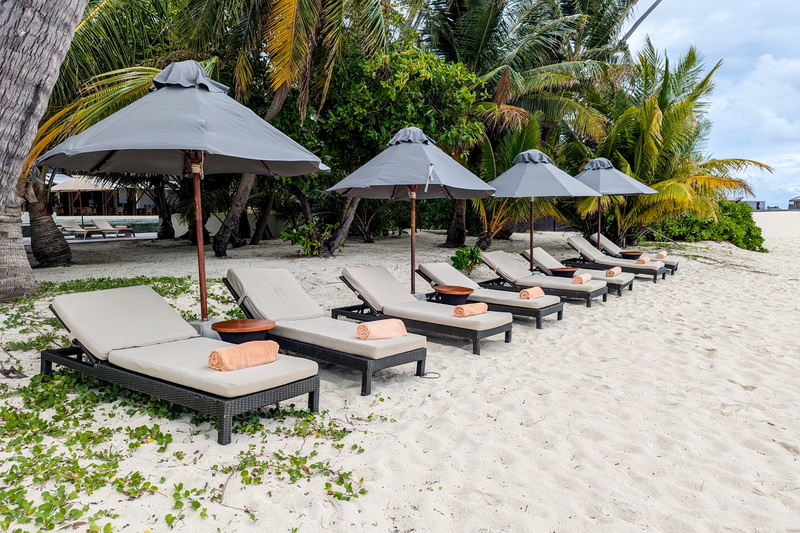 Park Hyatt Maldives beach chairs