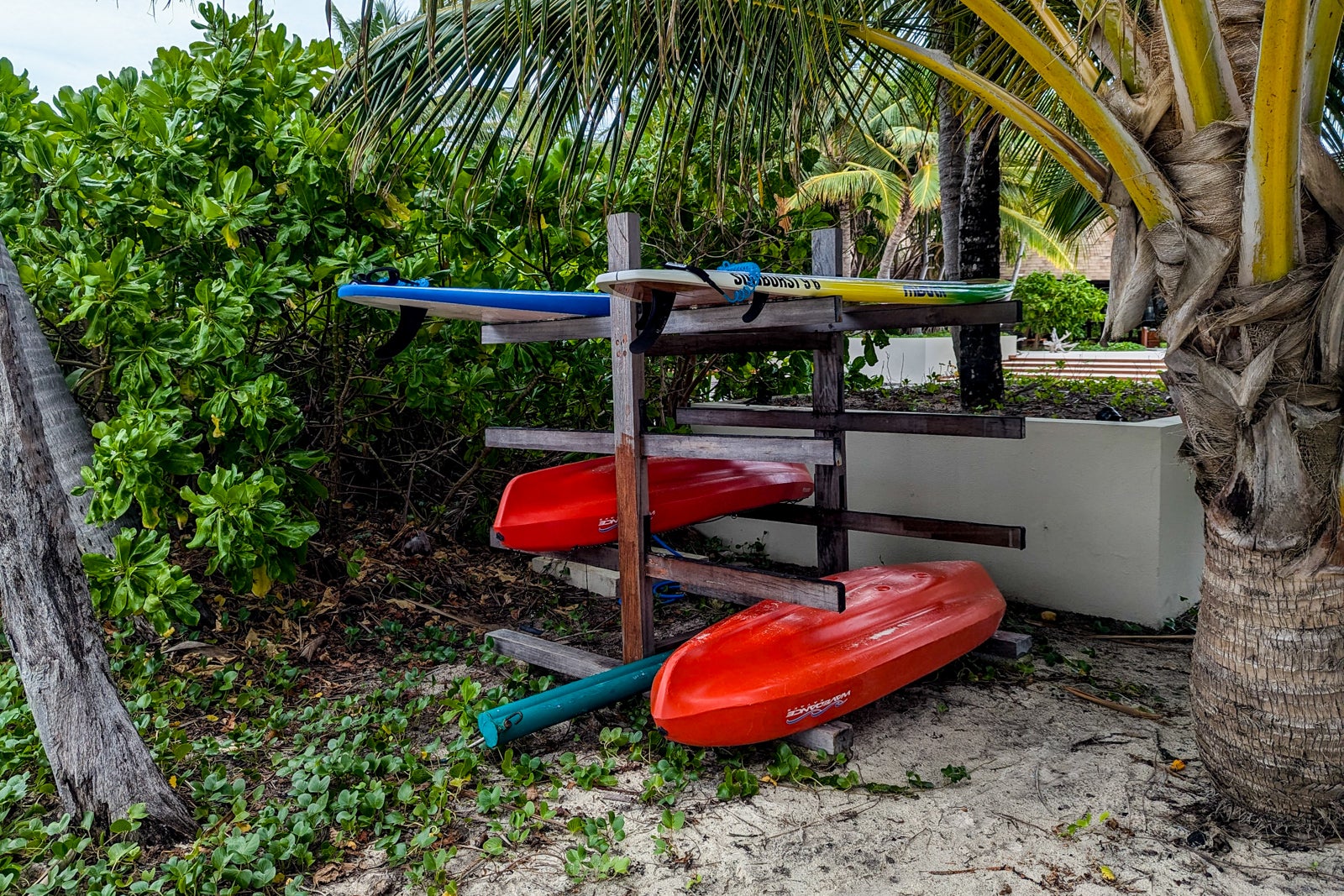 Park Hyatt Maldives kayaks