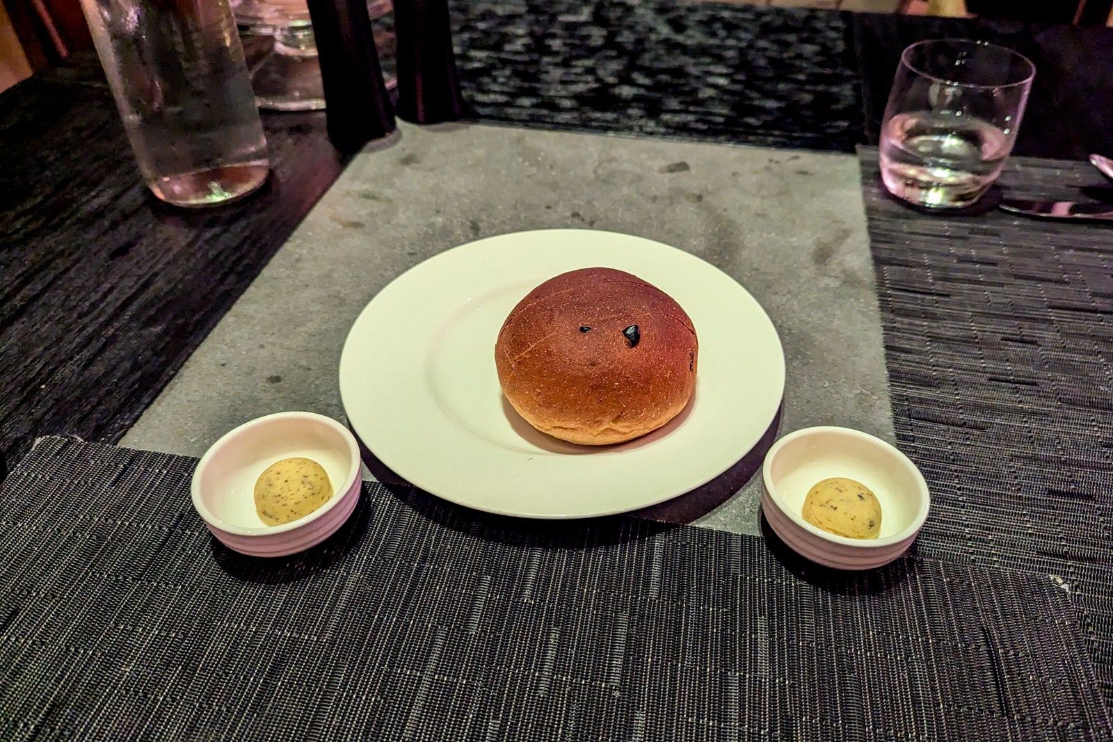 Park Hyatt Maldives dinner roll