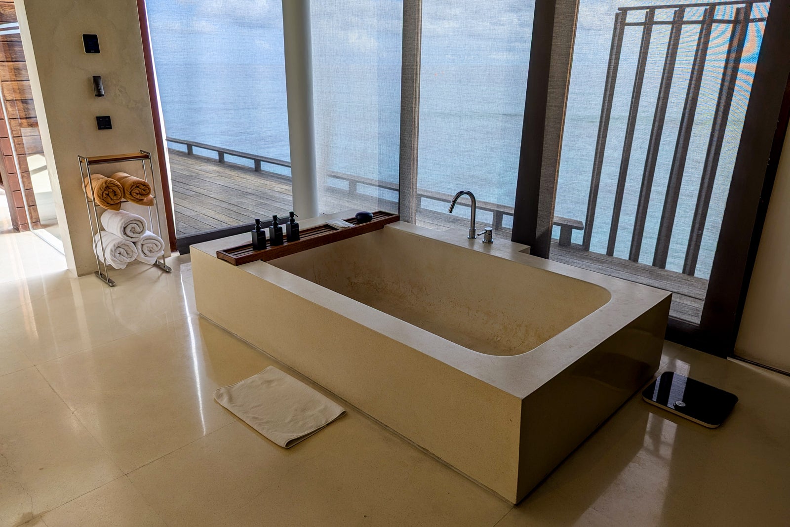 Park Hyatt Maldives overwater villa bathroom