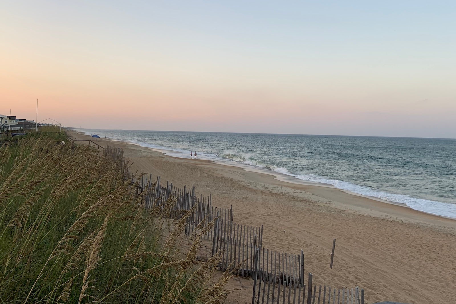 The coastline of Southern Shores, North Carolina 