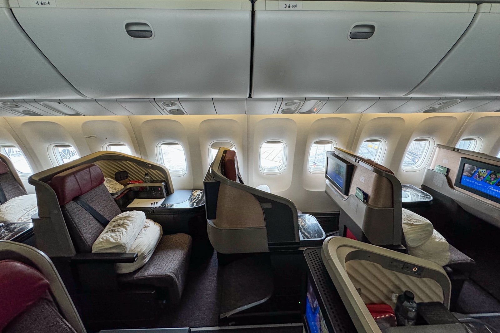 latam business class seat