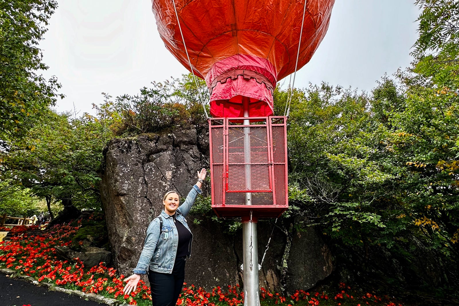 Balloon ride car at the original Land of Oz theme park