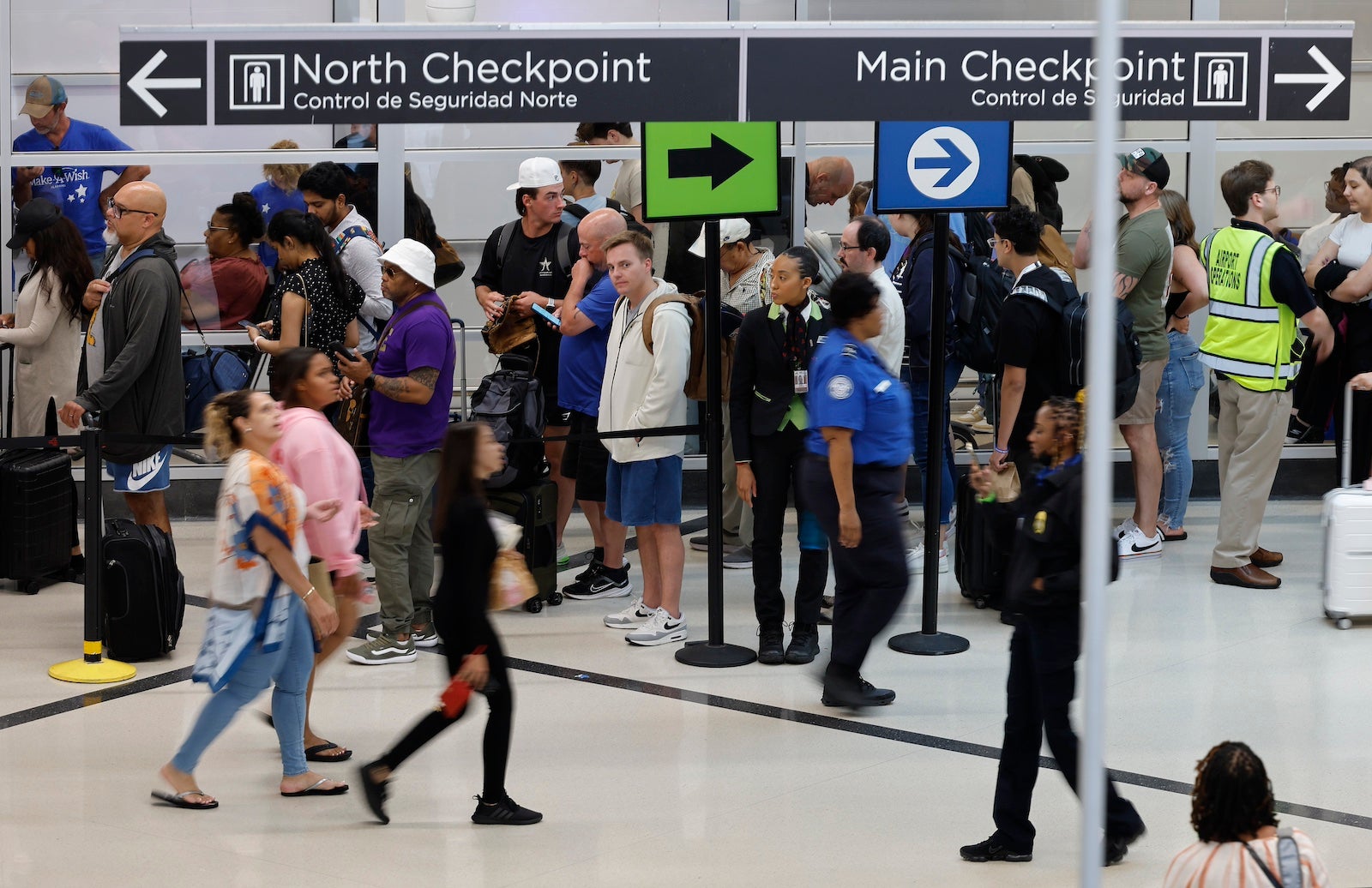 A busy TSA checkpoint at Hartsfield-Jackson Atlanta International Airport