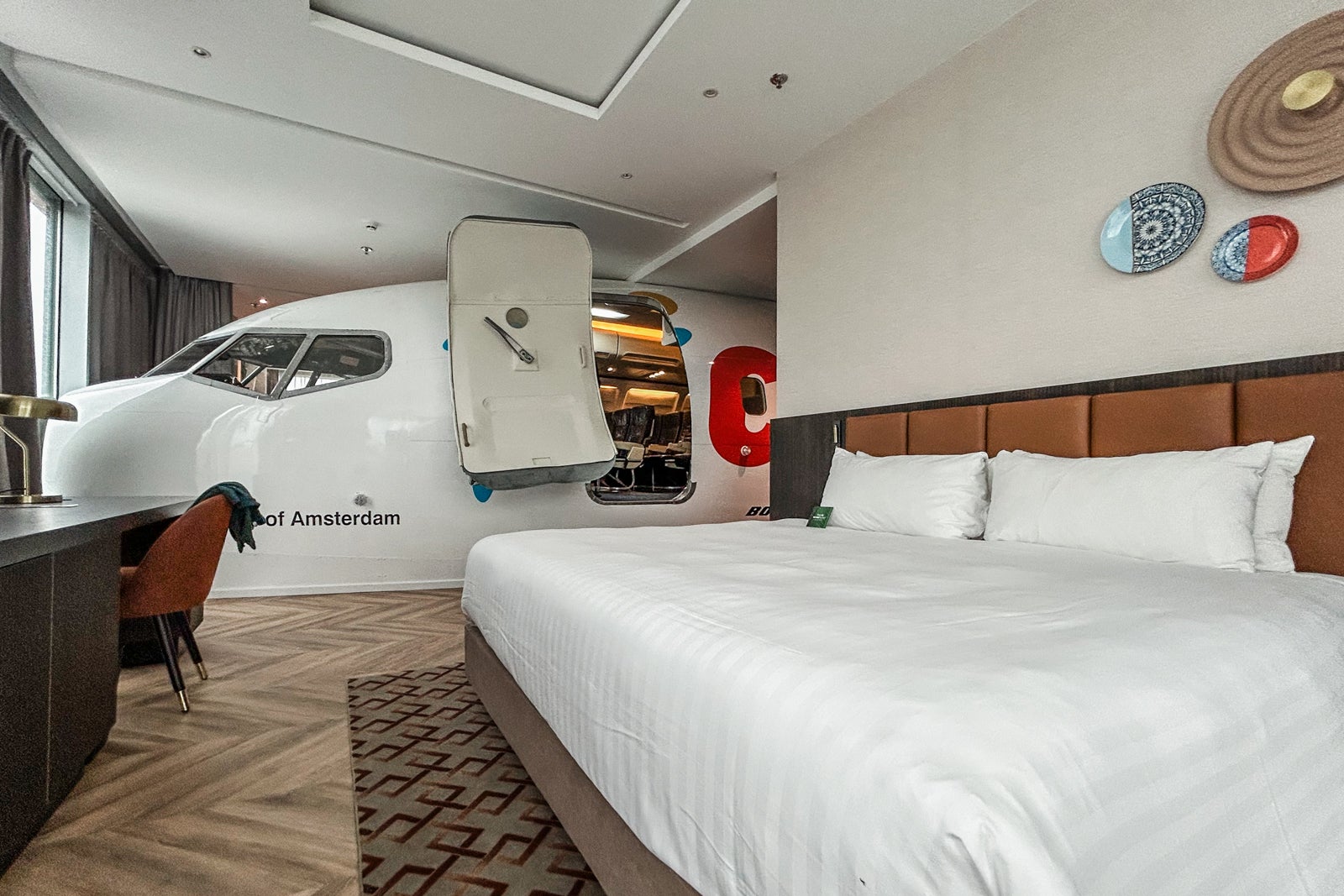 737 Suite, bedroom, Corendon New-West Hotel Amsterdam