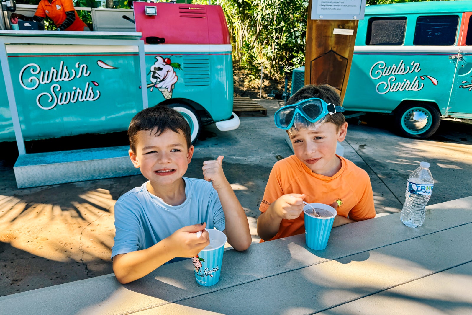 Kids eating ice cream