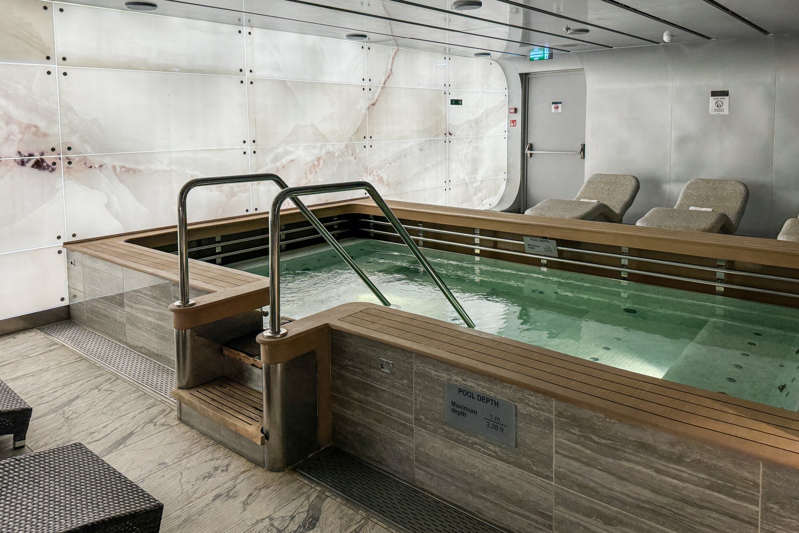 Hot tub in MSC Seascape Thermal spa