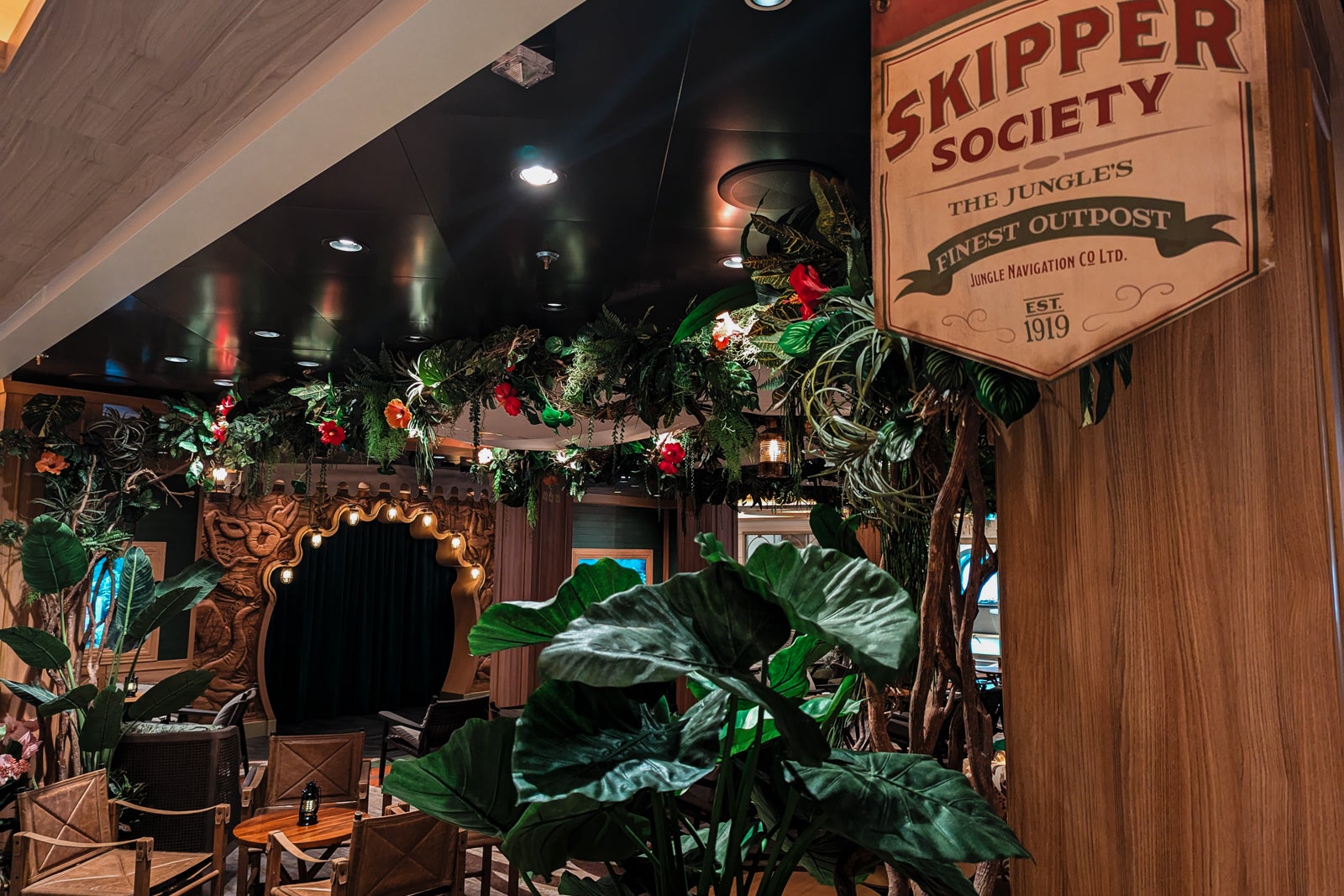 Skipper Society sign and bar