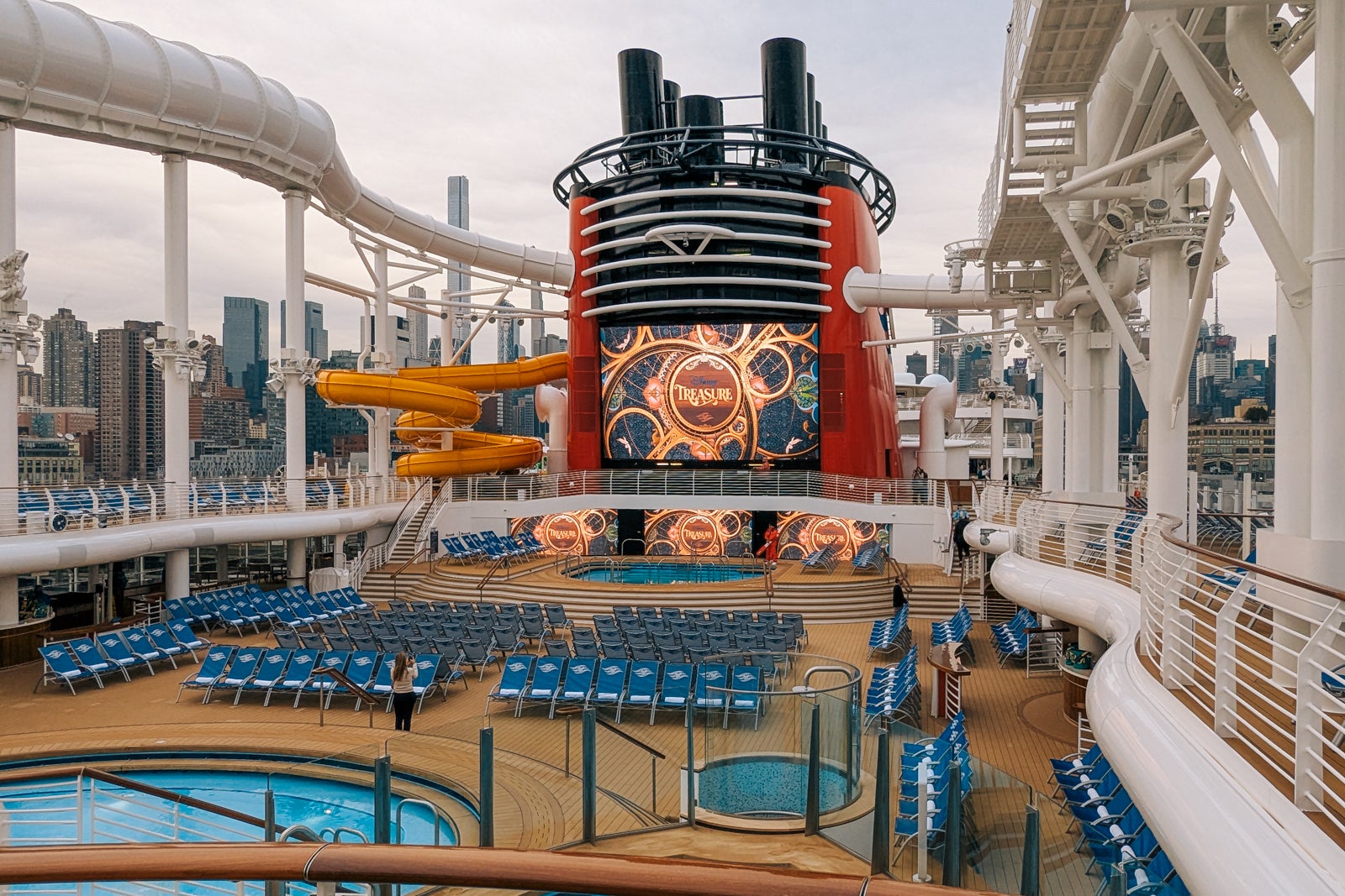 Disney Treasure pool deck