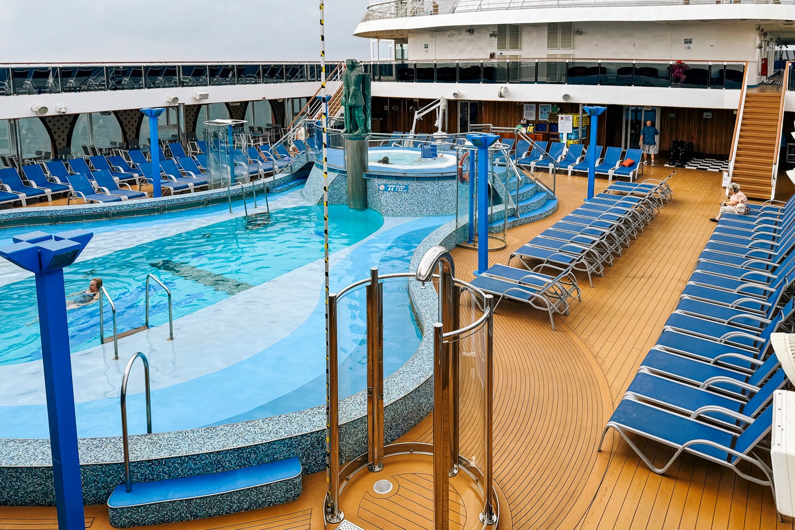 Pool on Carnival Legend