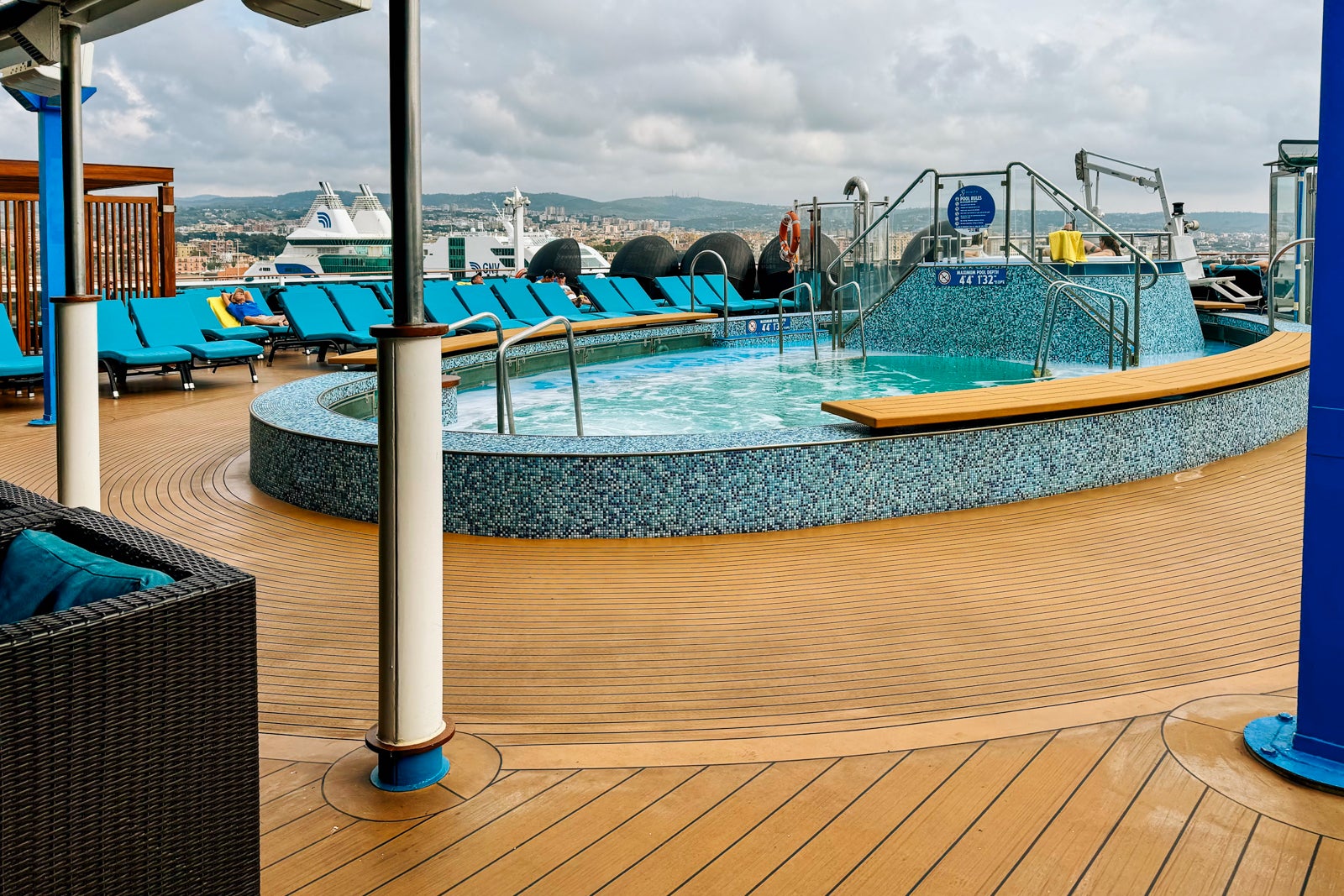 Pool on Carnival Legend