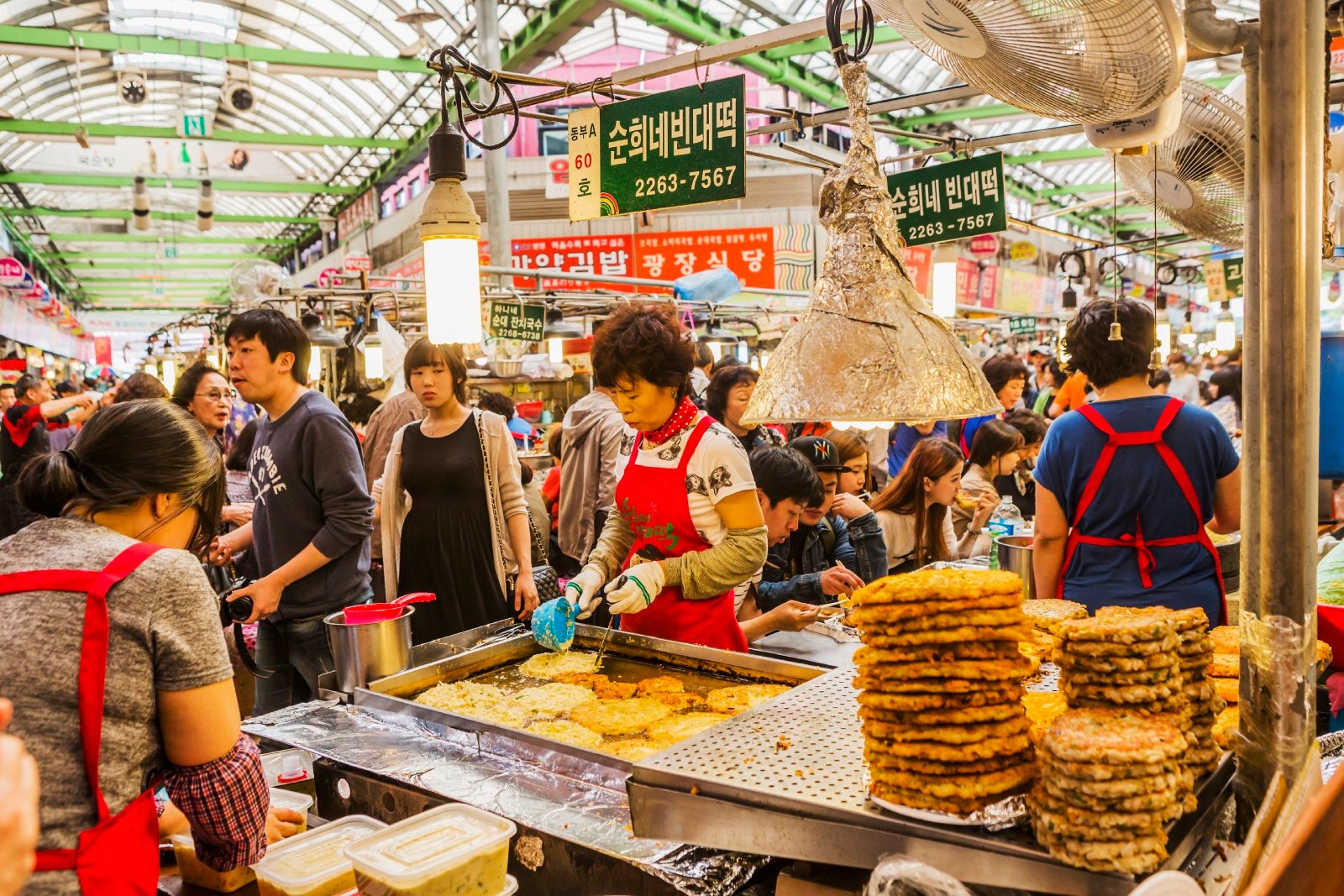 Small restaurant in the food area at Gwangjang (Kwangjang) Market