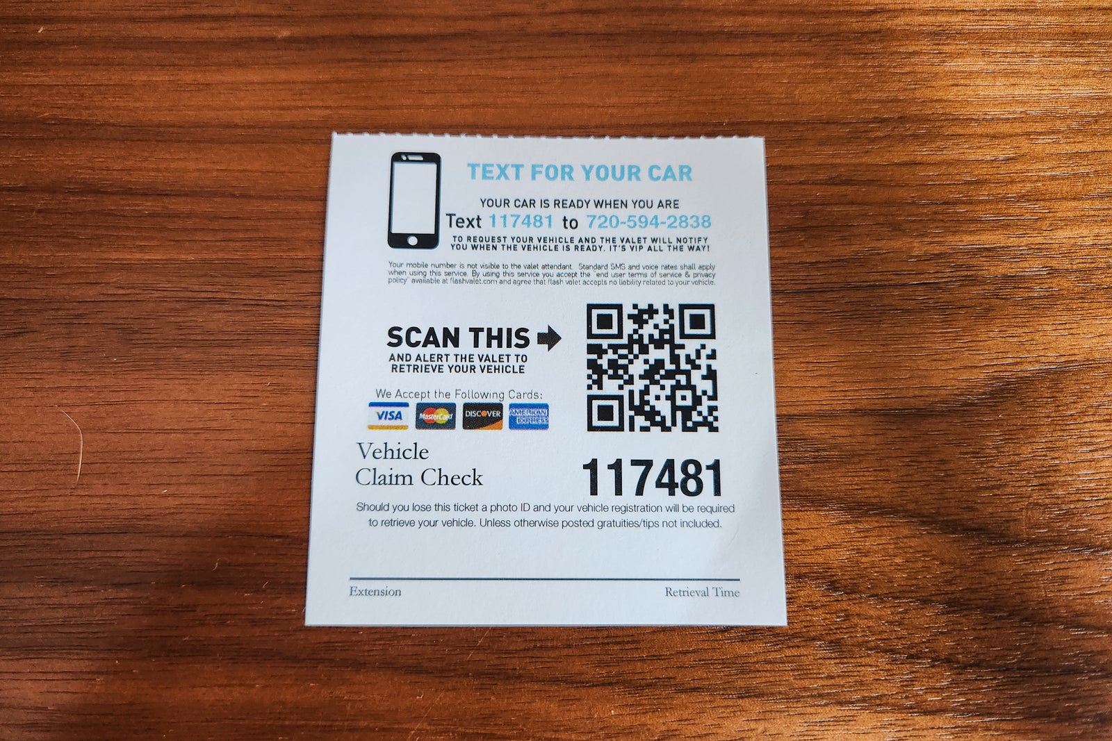 note with valet parking QR code