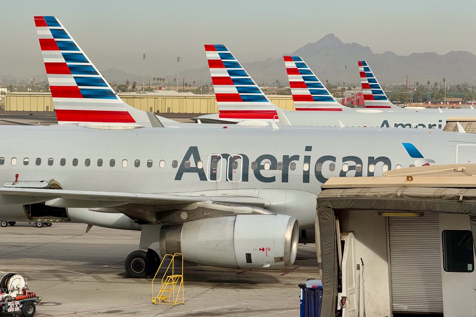 8 methods that earned American AAdvantage Executive Platinum for 2025 and my strategy for 2026