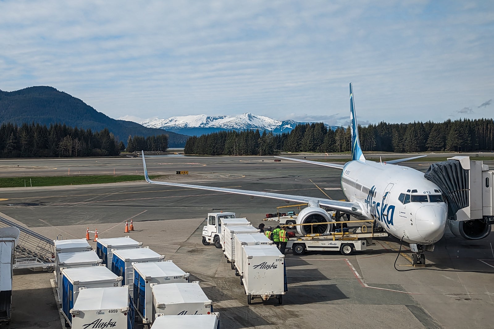 Quick Points: Use the Alaska Airlines Companion Fare for the iconic Milk Run